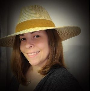 Meet your Posher, Lynn